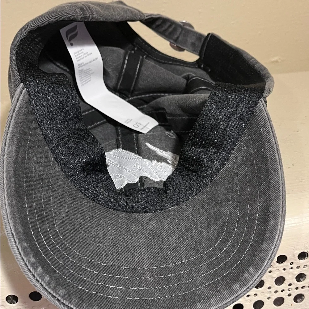 Fabletics Gray Cap - Picture 3 of 8